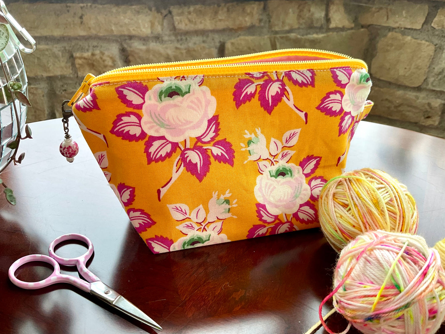 Notions pouch sunny and rosey